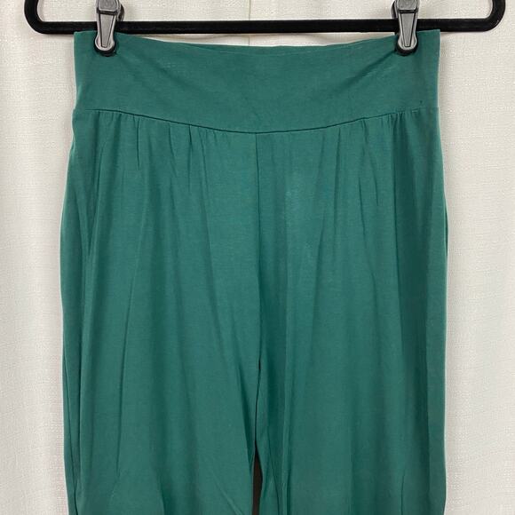 Matilda Jane Dark Green Big Ruffle Pants With Button Detail Sz.M - Picture 6 of 14